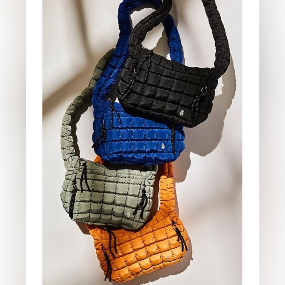NWT Free People FP Movement Quilted Mini Carryall Sling - stone sage green - Picture 8 of 12